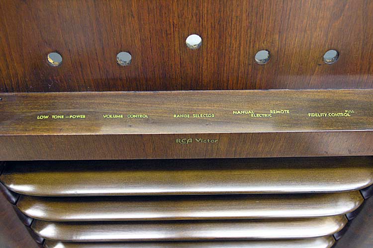 Original radio cabinet decals cleaned