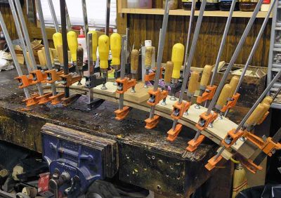 Gluing veneer on the drawer front