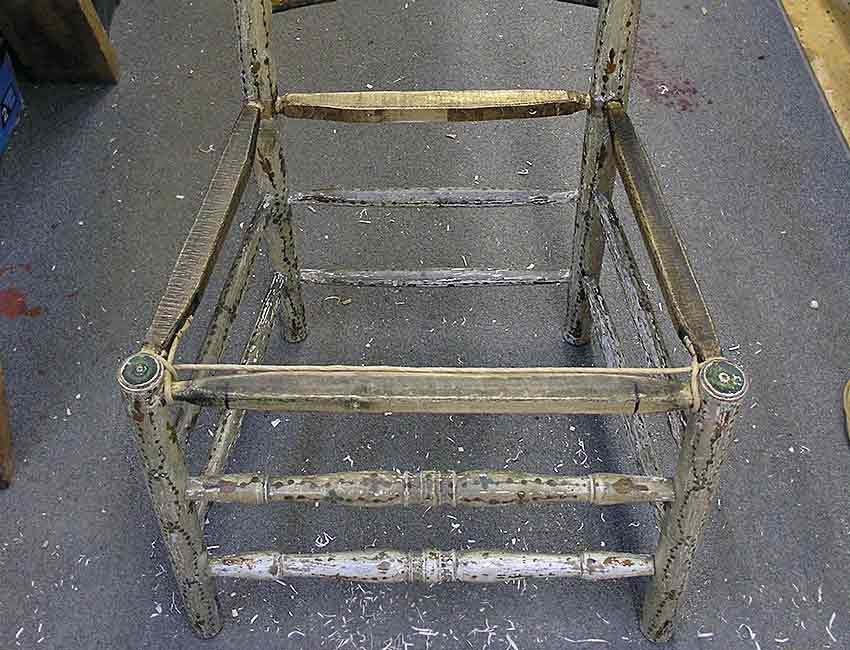 Chair with new seat rails