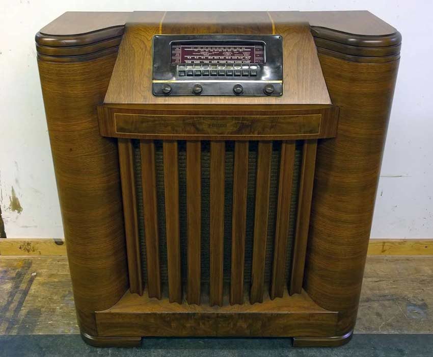 Philco radio after repair and refinishing