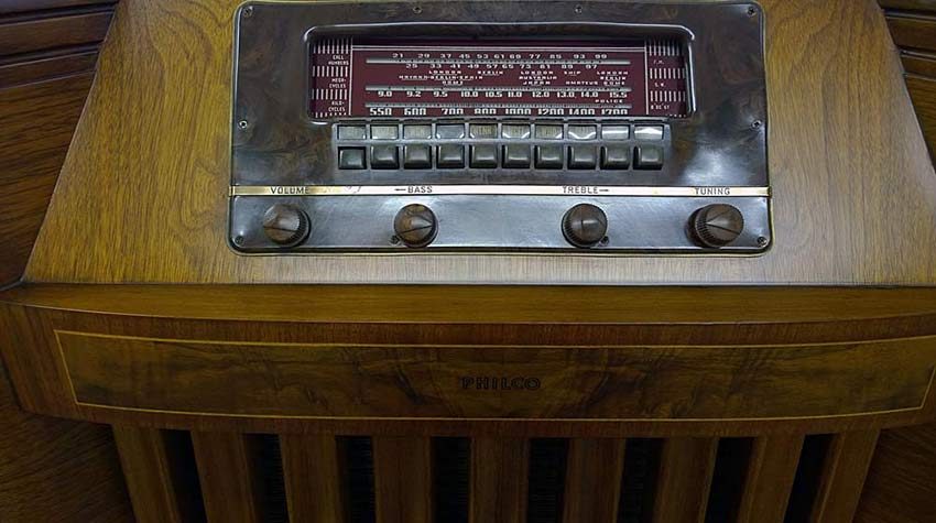 1942 Philco radio faceplate after restoration