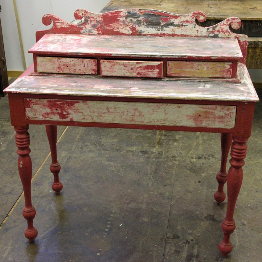 Ladies desk before refinishing